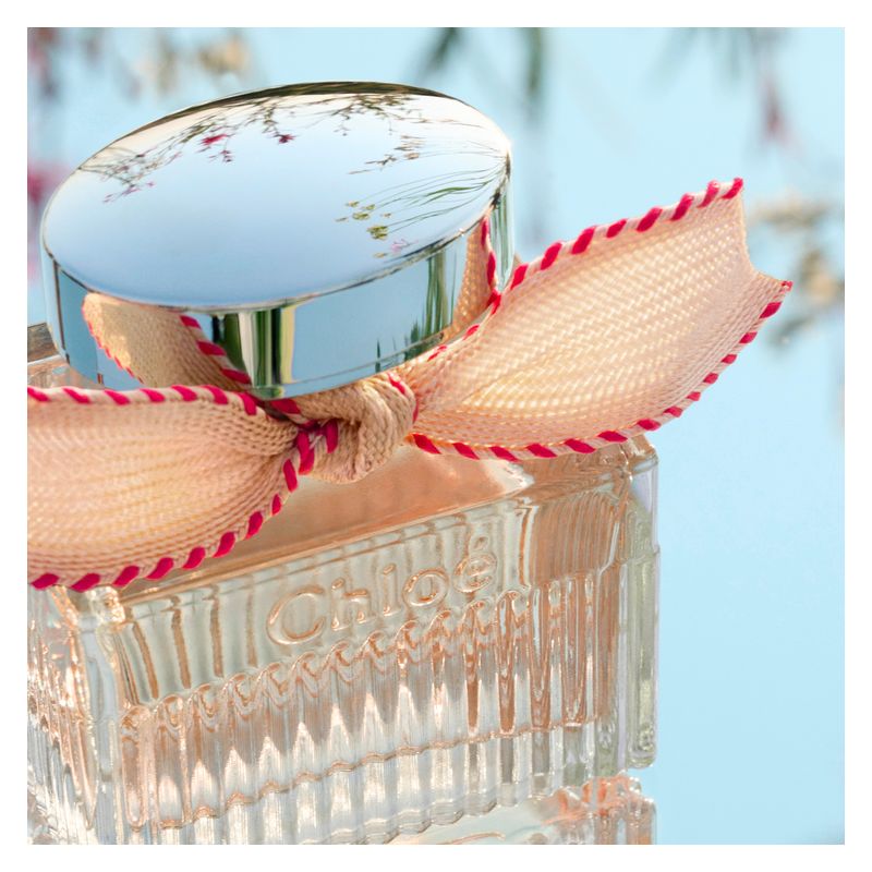L'EAU DE PARFUM LUMIERE CHLOE'