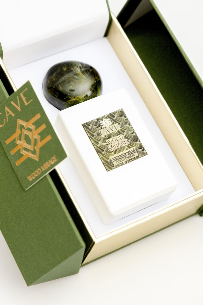 WOOD MIRAGE EXTRAIT DE PARFUM CAVE