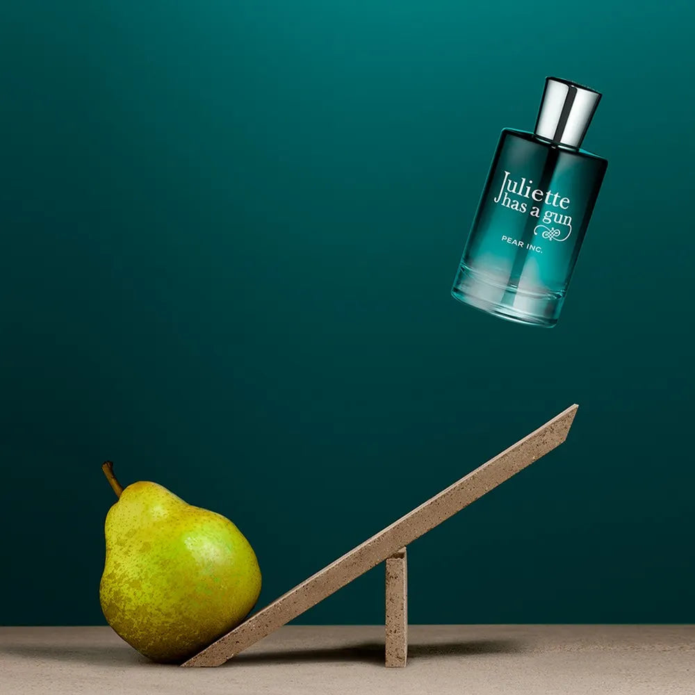 PEAR INC. EAU DE PARFUM JULIETTE HAS A GUN